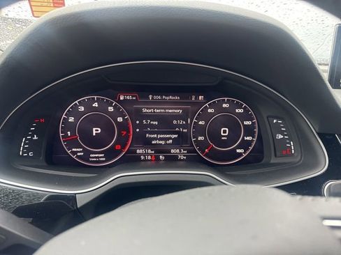 Used 2018 Audi Q7 3.0T Premium Plus w/ Premium Plus Package AWD/4WD image 10