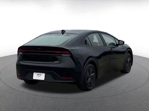 Used 2025 Toyota Prius LE image 12