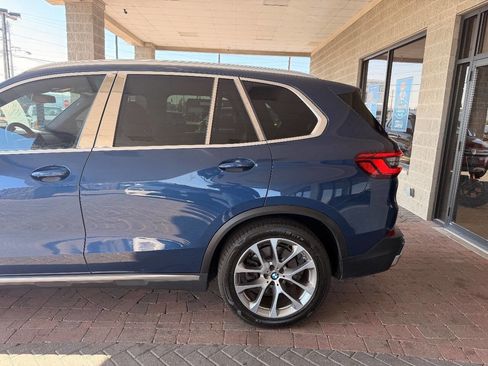 Used 2019 BMW X5 xDrive40i w/ Convenience Package image 5