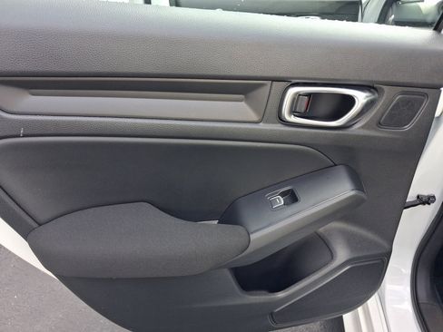 Used 2025 Honda Civic Sport image 19