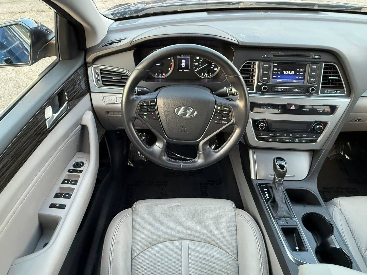 Used 2015 Hyundai Sonata Limited FWD image 42