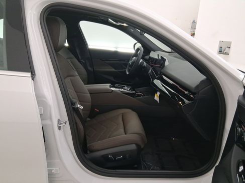 New 2026 BMW 530i w/ Executive Package RWD image 30