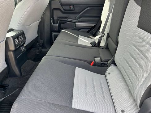 Certified 2025 Toyota 4Runner TRD Off-Road AWD/4WD image 16