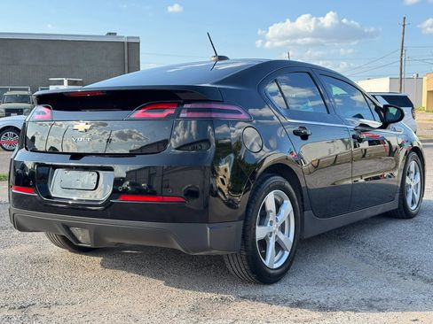 Used 2015 Chevrolet Volt Premium w/ Premium Trim Package FWD image 8
