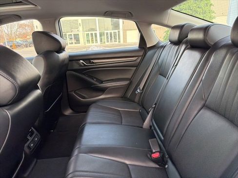 Used 2022 Honda Accord Touring image 36