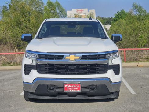 Used 2023 Chevrolet Silverado 1500 LT w/ Protection Package AWD/4WD image 2
