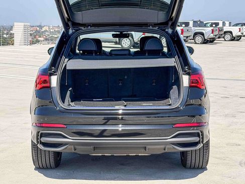 Used 2025 Audi Q3 2.0T Premium w/ Convenience Package AWD/4WD image 36
