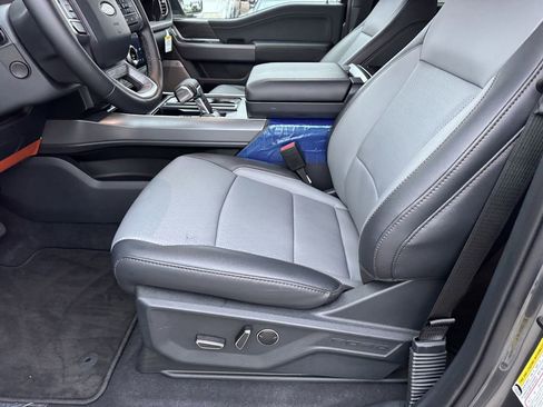 Used 2025 Ford F150 Lightning Lariat AWD/4WD image 12