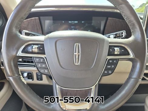 Used 2024 Lincoln Navigator Premiere AWD/4WD image 33