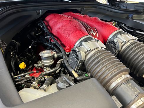Used 2013 Ferrari California RWD image 44