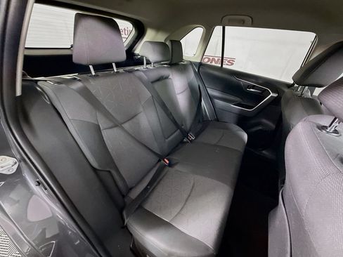 Used 2023 Toyota RAV4 XLE AWD/4WD image 28
