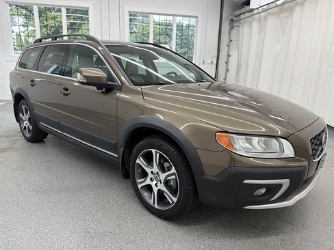 Used 2015 Volvo XC70 T6 Platinum AWD/4WD image 3