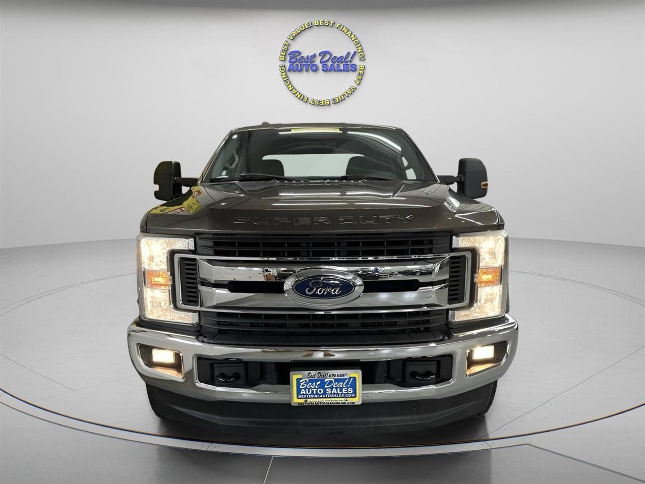 Used 2017 Ford F250 XLT w/ XLT Value Package AWD/4WD image 6