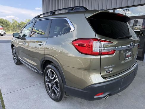 Used 2025 Subaru Ascent Touring AWD/4WD image 7
