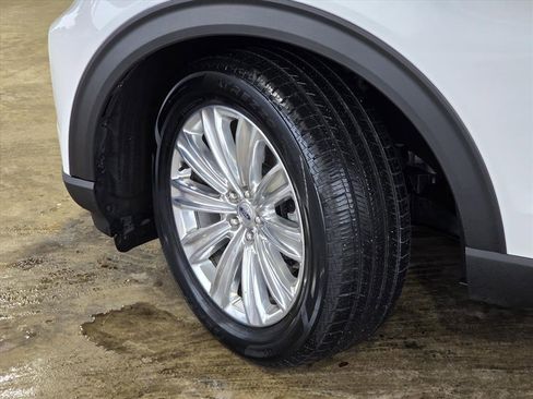Used 2022 Ford Explorer Limited w/ Equipment Group 301A image 26