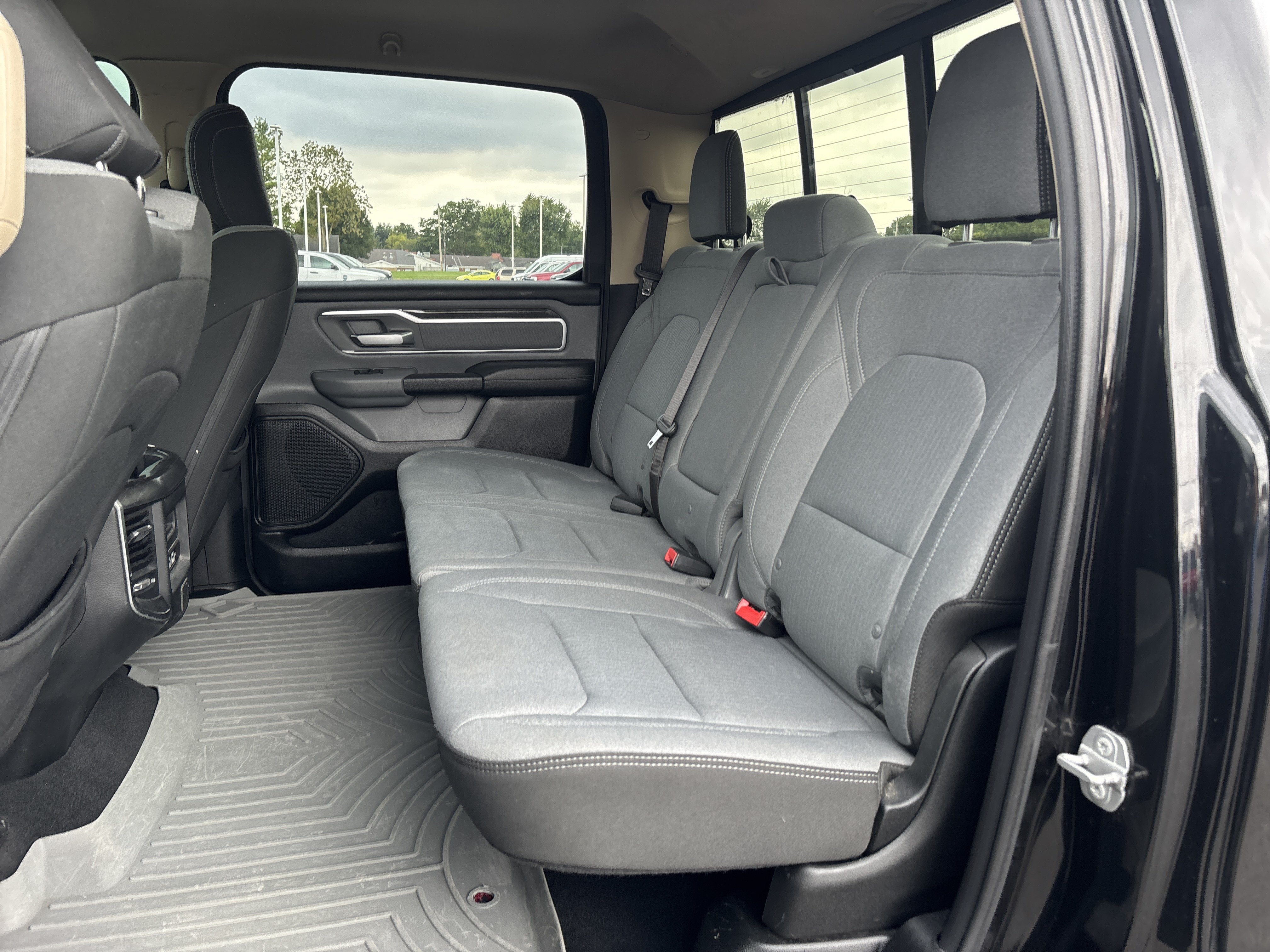 Used 2019 RAM 1500 Big Horn AWD/4WD image 28