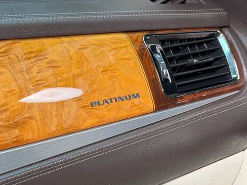 Used 2012 Cadillac Escalade Platinum image 52