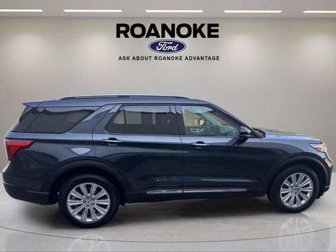 Used 2024 Ford Explorer Limited w/ Limited Technology Package AWD/4WD image 12