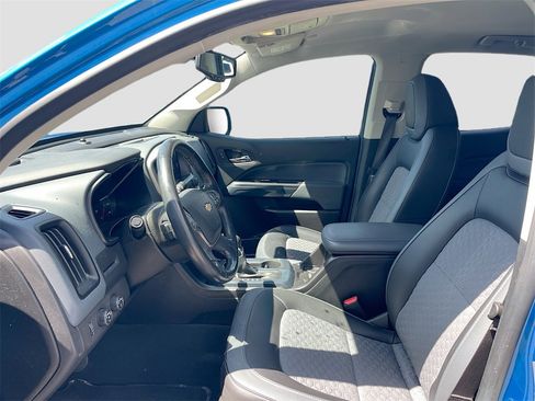 Used 2022 Chevrolet Colorado Z71 w/ Safety Package image 10