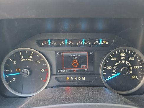 Used 2017 Ford F150 XLT w/ Equipment Group 302A Luxury AWD/4WD image 15