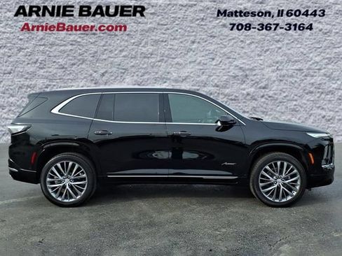 Used 2025 Buick Enclave Avenir AWD/4WD image 5