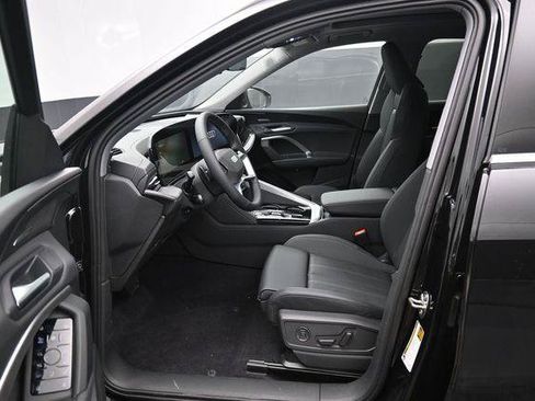 New 2026 Audi Q5 Premium Plus AWD/4WD image 9