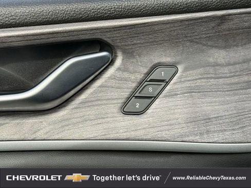 Used 2022 Jeep Grand Cherokee Limited w/ Luxury Tech Group II AWD/4WD image 27