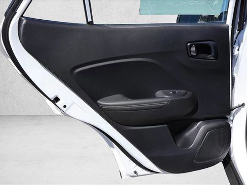 Certified 2026 Hyundai Venue SEL FWD image 21