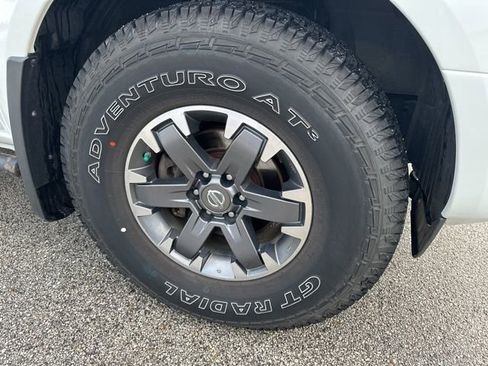 Used 2015 Nissan Frontier PRO-4X w/ Pro-4x Luxury Package image 11