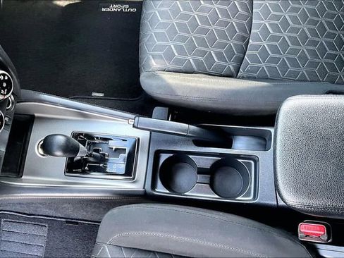 Used 2024 Mitsubishi Outlander Sport ES image 17