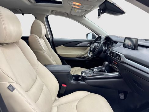 Used 2019 MAZDA CX-9 Touring w/ Touring Premium Package AWD/4WD image 43