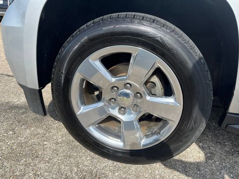 Used 2017 Chevrolet Tahoe LT w/ Max Trailering Package RWD image 7