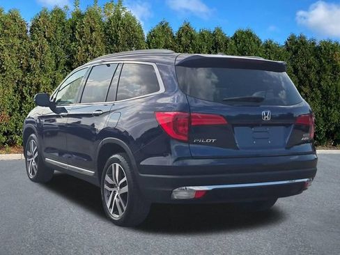 Used 2018 Honda Pilot Touring image 6
