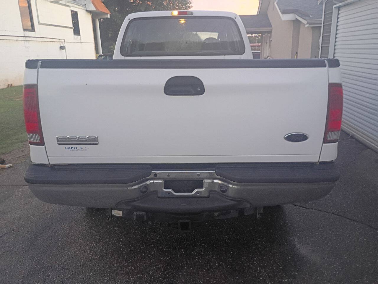 Used 2005 Ford F250 XL AWD/4WD image 7