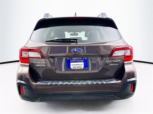 Used 2019 Subaru Outback 2.5i Limited w/ Popular Package #2 image 15