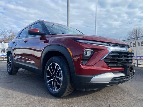 Used 2025 Chevrolet TrailBlazer LT image 29