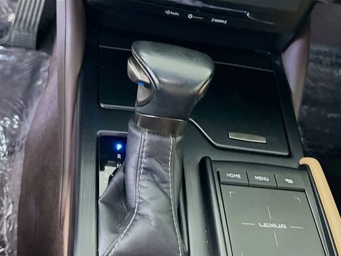 Used 2020 Lexus ES 350 w/ Accessory Package 2 FWD image 24
