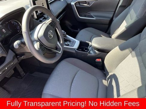 Used 2025 Toyota RAV4 XLE w/ Convenience Package AWD/4WD image 25