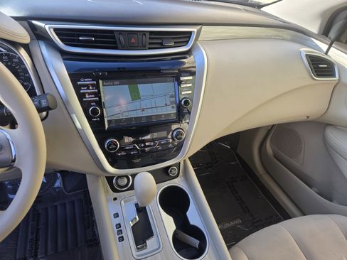 Used 2016 Nissan Murano S w/ Navigation Package image 13