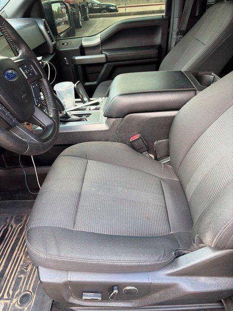 Used 2016 Ford F150 XLT w/ Equipment Group 302A Luxury RWD image 2