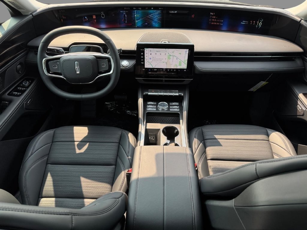 New 2026 Lincoln Nautilus Reserve AWD/4WD image 10