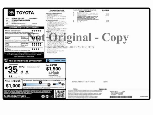 Used 2022 Toyota Sienna XLE w/ XLE Plus Package image 2