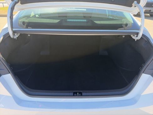 Used 2025 Toyota Camry LE FWD image 25