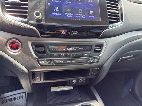 Used 2023 Honda Ridgeline RTL-E image 19