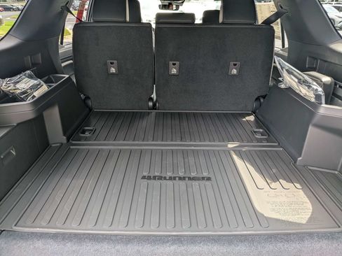 New 2026 Toyota 4Runner TRD Off-Road Premium AWD/4WD image 11