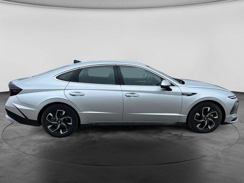 Used 2024 Hyundai Sonata SEL FWD image 10