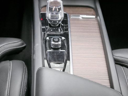 Certified 2023 Volvo XC60 B6 Ultimate image 36