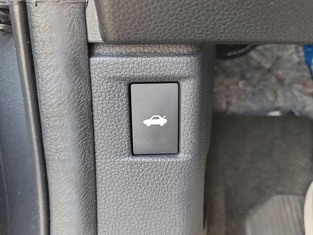 Certified 2023 Honda Accord EX image 28