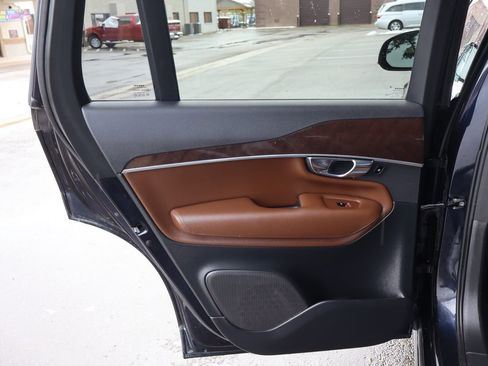 Used 2019 Volvo XC90 T6 Momentum w/ Advanced Package AWD/4WD image 26