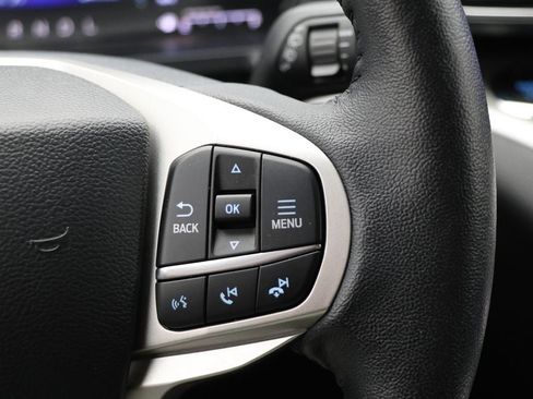 Used 2024 Ford Explorer XLT w/ Equipment Group 202A AWD/4WD image 20
